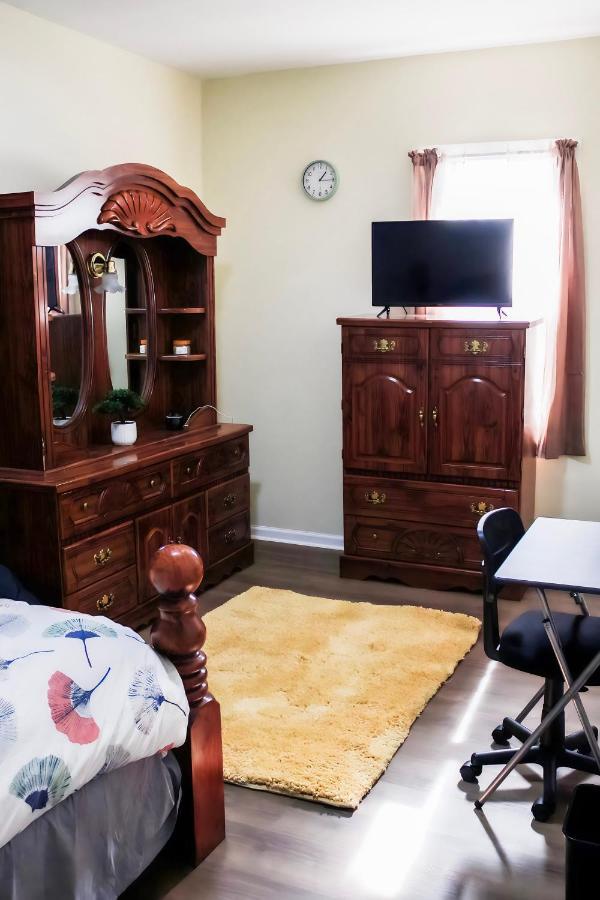 Cozy City Retreat Near Downtown Indianapolis- Private Bedroom Eksteriør bilde